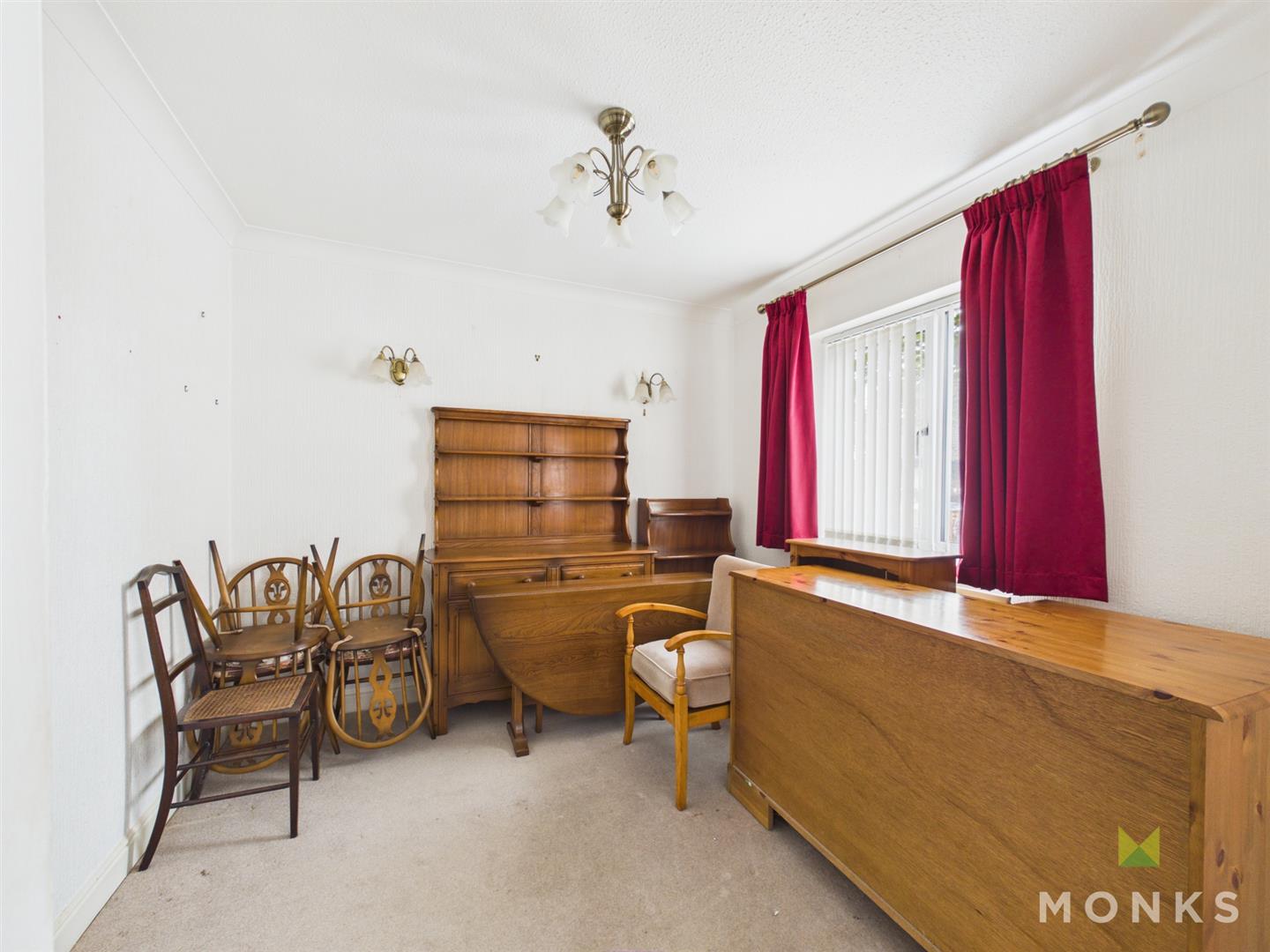 34 Llanforda Mead, Oswestry, SY11 1TS For Sale